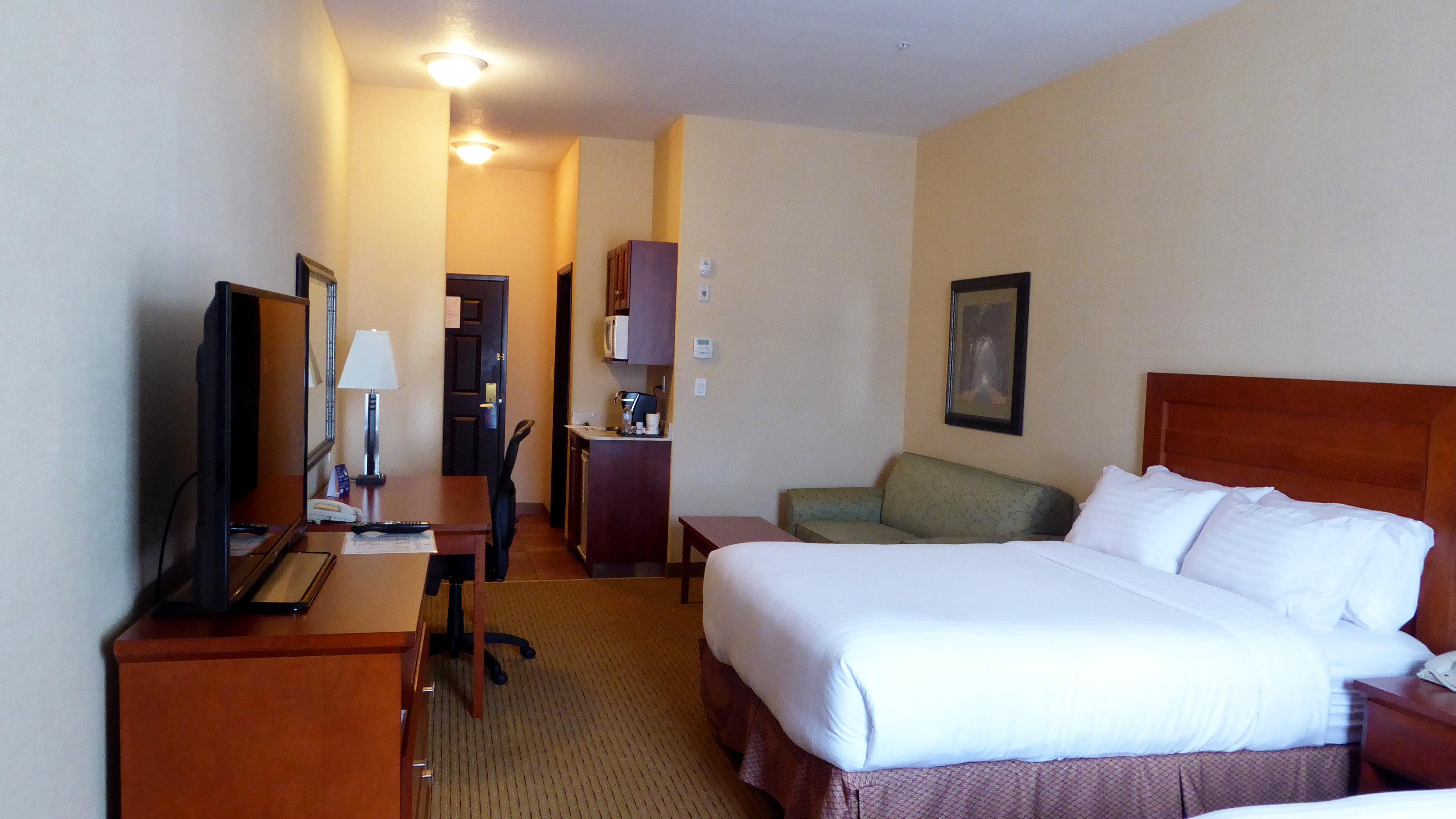 Holiday Inn Express And Suites Grande Prairie Eksteriør bilde